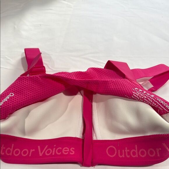 Outdoor Voices Powerhouse Bra S/M-D Winecup - Picture 3 of 4